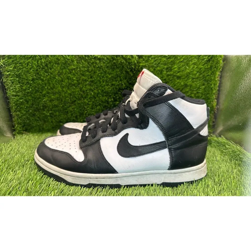 Nike Dunk High DD1869-103 Athletic Sneaker Womens 9 White Leather Gym Training